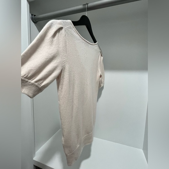 Madewell Cashmere V-Neck Puff-Sleeve Sweater Tee XS in Hthr Oat staple wardrobe - Picture 6 of 10